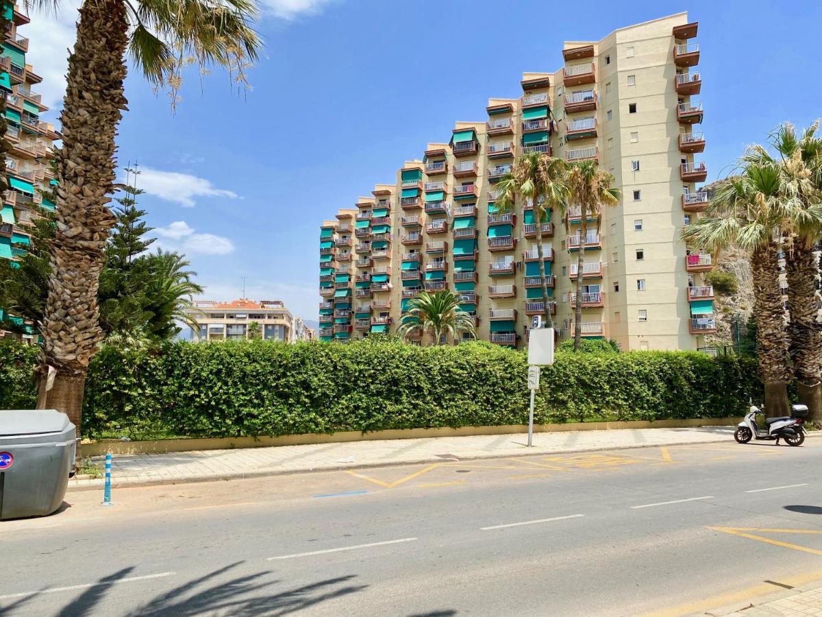 Genial Apartamento En 1A Linea De Playa Con Piscina Almunecar Exterior photo